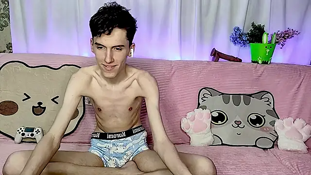 GoodBoyLuca online show from June 2026 11:07:01 PM