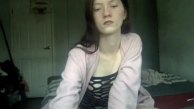 Munchkinbaby72318 online show from July 2026 07:02:02 PM