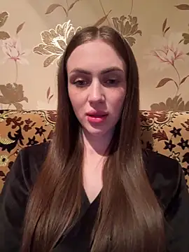 AlinaLove3213 online show from June 2026 07:35:02 PM