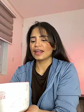 holaRosa online show from July 2026 10:01:02 PM