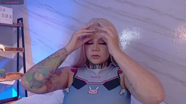 valkyrie claire  online show from June 2026 02:35:02 AM