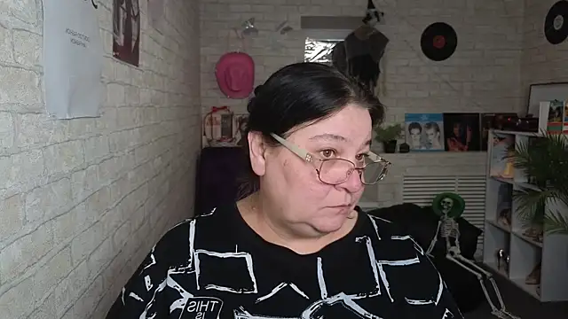 Juno Joyful online show from April 2026 06:49:01 AM