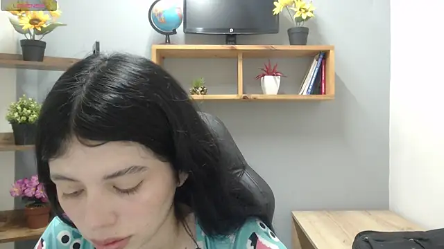 Snapshot of Sophie_Copers chatting on June 2026 02:52:01 PM Sophie Copers online show from June 2026 02:52:01 PM