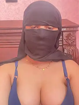 Snapshot of Arabe_Talent chatting on June 2026 10:17:01 AM Arabe Talent online show from June 2026 10:17:01 AM