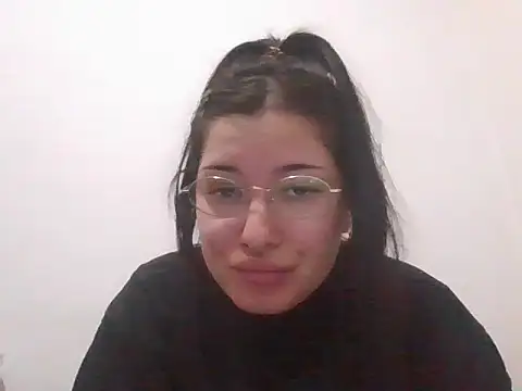 Snapshot of cherryxxox chatting on April 2026 10:41:01 PM cherryxxox online show from April 2026 10:41:01 PM