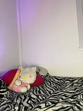 cherryxxox online show from July 2026 04:08:02 AM