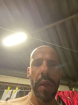 Snapshot of WaltinhoOliveira chatting on April 2026 04:56:01 AM WaltinhoOliveira online show from April 2026 04:56:01 AM