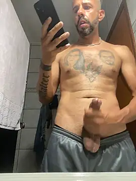 Snapshot of WaltinhoOliveira chatting on April 2026 10:16:01 PM WaltinhoOliveira online show from April 2026 10:16:01 PM