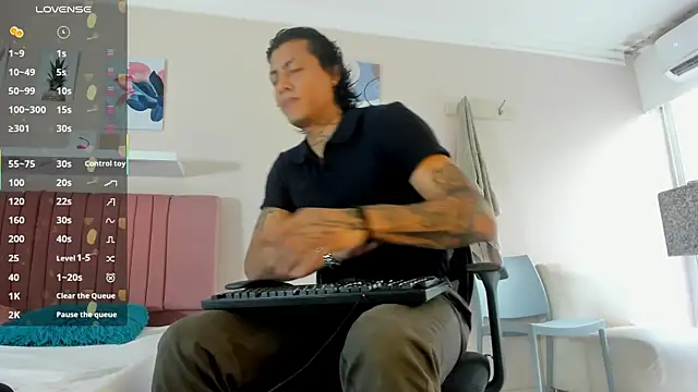 Damian Romanoff online show from May 2026 07:19:02 PM
