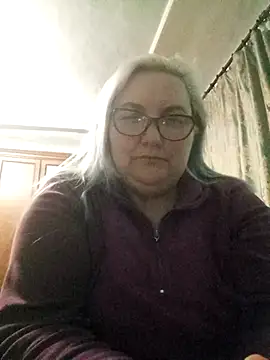 AureliaSky598 online show from April 2026 08:11:02 PM