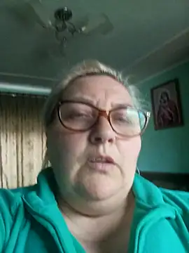 AureliaSky598 online show from May 2026 02:44:01 PM
