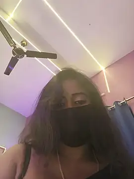 Snapshot of Arohi_baby chatting on May 2026 01:04:02 PM Arohi baby online show from May 2026 01:04:02 PM