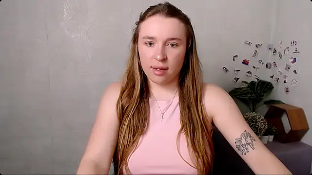 Snapshot of KassiaRayne_ chatting on May 2026 12:33:02 PM KassiaRayne online show from May 2026 12:33:02 PM