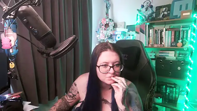 CaptivatedTate online show from April 2026 02:06:01 AM