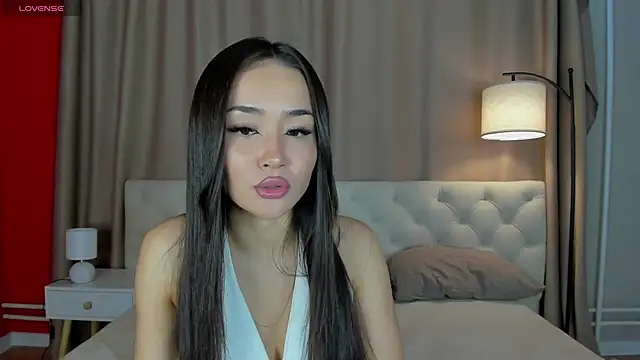 Snapshot of Riddle_Lay chatting on May 2026 09:28:01 AM Riddle Lay online show from May 2026 09:28:01 AM