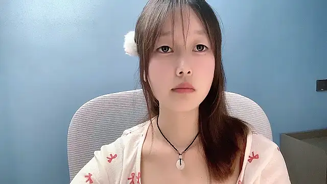 Xiaoqing00 online show from April 2026 02:43:02 PM