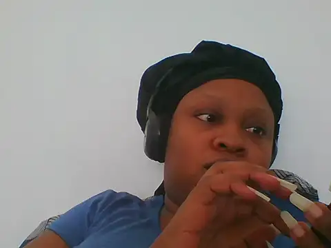 Snapshot of TwerkingTemptress chatting on April 2026 12:15:01 PM TwerkingTemptress online show from April 2026 12:15:01 PM