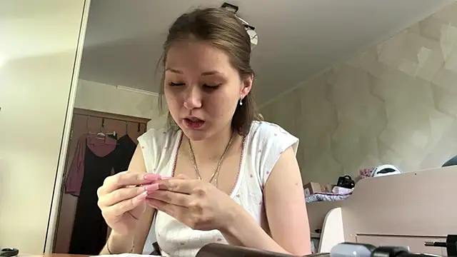UncaringArtery online show from May 2026 06:10:02 AM