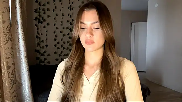LiseVener online show from May 2026 09:27:02 AM