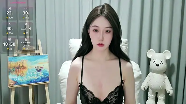 LUNYI-CC online show from May 2026 10:01:02 AM