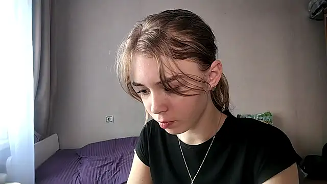 Snapshot of HebrewRiding chatting on May 2026 08:08:02 AM HebrewRiding online show from May 2026 08:08:02 AM