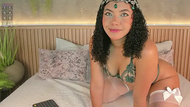 Layla Banks online show from June 2026 08:31:01 PM