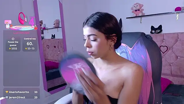 Snapshot of VelinaHoney chatting on May 2026 12:56:01 PM VelinaHoney online show from May 2026 12:56:01 PM