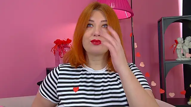 Snapshot of MargaritaMoone chatting on April 2026 06:29:02 AM MargaritaMoone online show from April 2026 06:29:02 AM