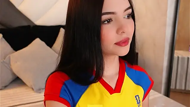 NicoleeNash online show from June 2026 02:34:02 AM