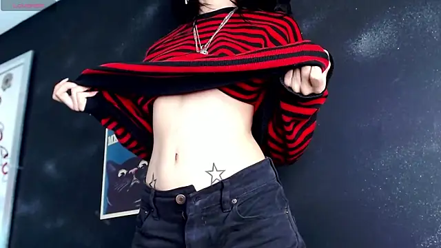 KiomyVamp online show from May 2026 04:15:01 PM