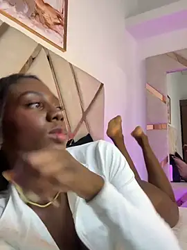Zoe Ravenn online show from May 2026 03:12:01 AM
