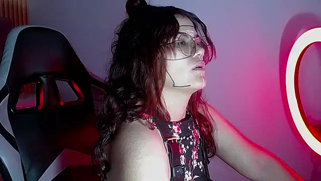 Scarlett jhonson ch online show from April 2026 12:53:02 PM