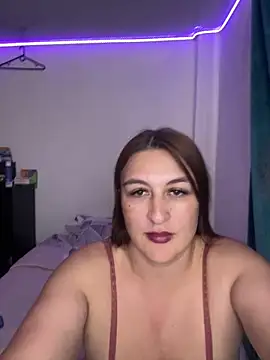 Snapshot of karolsuit chatting on April 2026 08:54:01 PM karolsuit online show from April 2026 08:54:01 PM