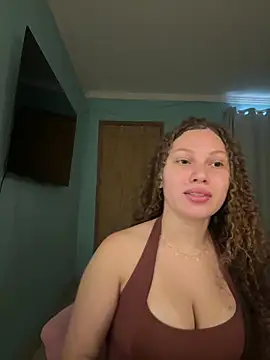 sophiiahot online show from May 2026 04:25:01 PM