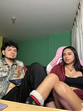Snapshot of hotlatinocouple__ chatting on May 2026 11:34:04 PM hotlatinocouple online show from May 2026 11:34:04 PM
