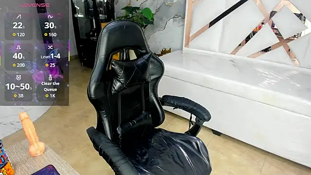Samantha petite tf online show from June 2026 08:30:02 PM