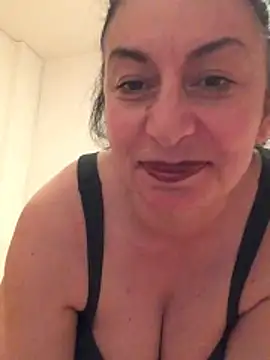 Lizzaa80 online show from April 2026 08:15:01 PM