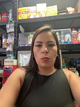 MIA ROSSEEE online show from June 2026 07:52:01 PM
