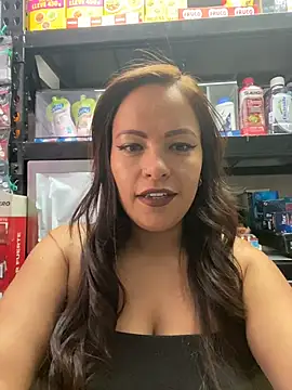 MIA ROSSEEE online show from June 2026 05:08:01 PM