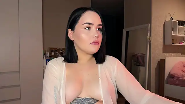 Snapshot of lola_raze chatting on July 2026 08:16:01 PM lola raze online show from July 2026 08:16:01 PM