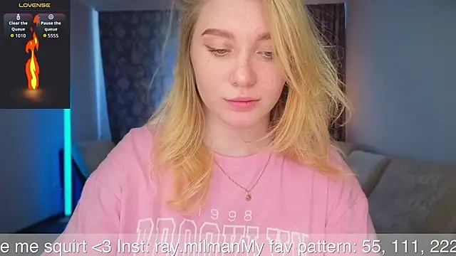 AliceMilr online show from July 2026 09:04:02 AM