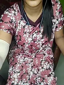 Tamilmoon006 online show from June 2026 03:29:01 PM