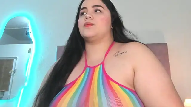laurenlaine online show from May 2026 12:19:02 AM