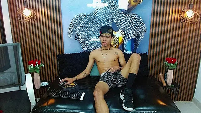 Skinny cute Alyer online show from July 2026 07:09:02 AM