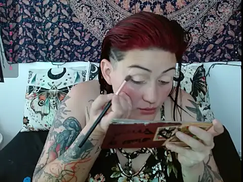Ozzy Valentino online show from July 2026 09:23:02 PM