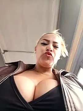 LUISA  07 online show from May 2026 02:13:01 PM