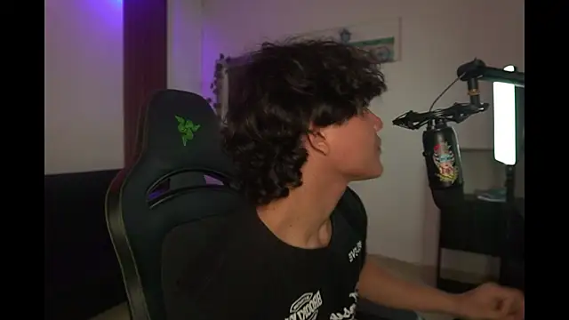 Snapshot of dante_muscle chatting on April 2026 05:29:01 PM dante muscle online show from April 2026 05:29:01 PM