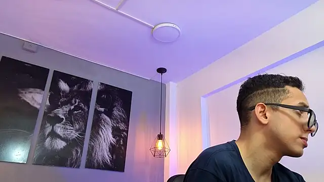 Zack isback online show from July 2026 07:11:01 PM
