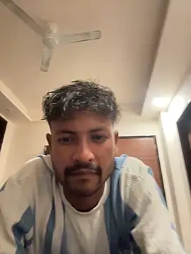newdelhiBOY  online show from May 2026 03:00:01 PM