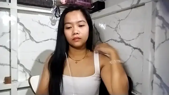 Snapshot of TammaraOlerud chatting on April 2026 01:16:02 PM TammaraOlerud online show from April 2026 01:16:02 PM